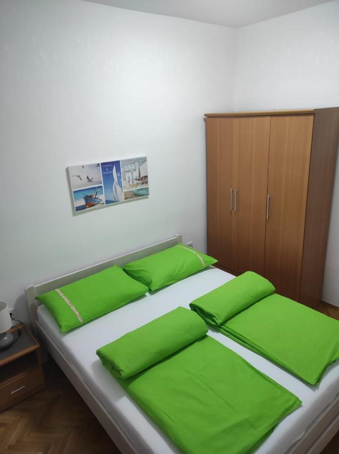 Apartment Ivano Vodice Exterior photo