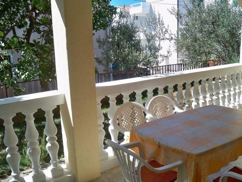 Apartment Ivano Vodice Exterior photo